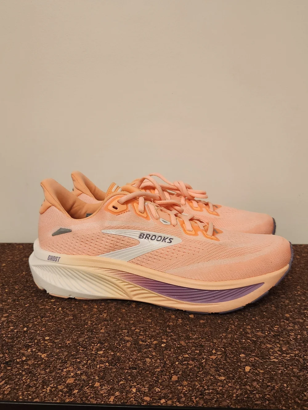 Brooks Ghost 18 Running Shoes Womens Size 9